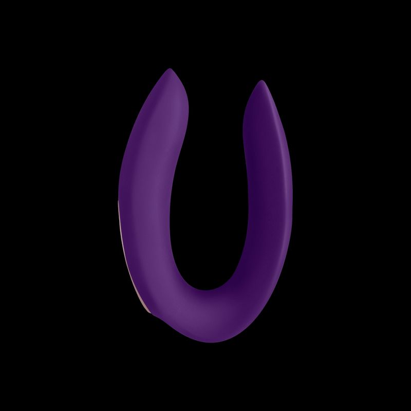 Satisfyer Partner Double Plus Remote, a remote control couples vibrator in soft silicone U-shaped design.
