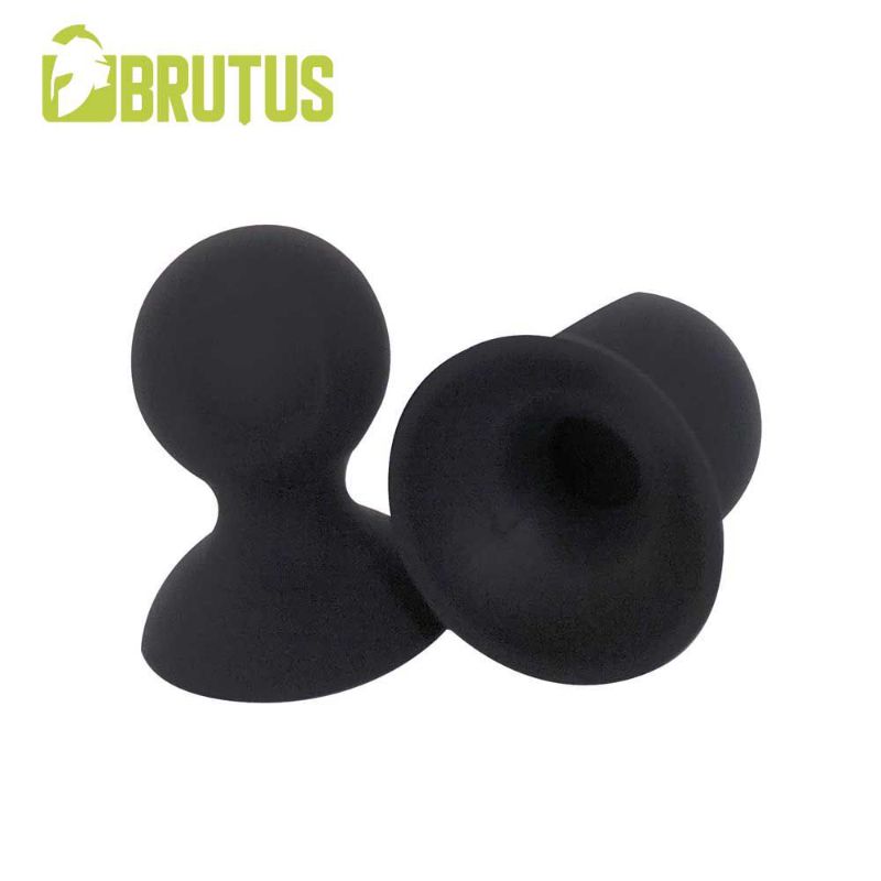 Nip Pull Silicone Nipple Suckers M for nipple play adventures with premium silicone texture and grip.