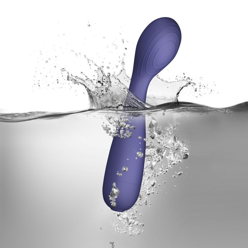 SugarBoo Peri Berri wand vibe purple, a G spot vibrator, submerged in water with splashes.