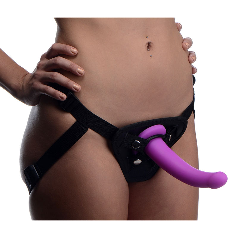 Strap-U Navigator - 16.5 cm Silicone G-Spot Strap-On with adjustable harness, perfect for intimate essentials for her.