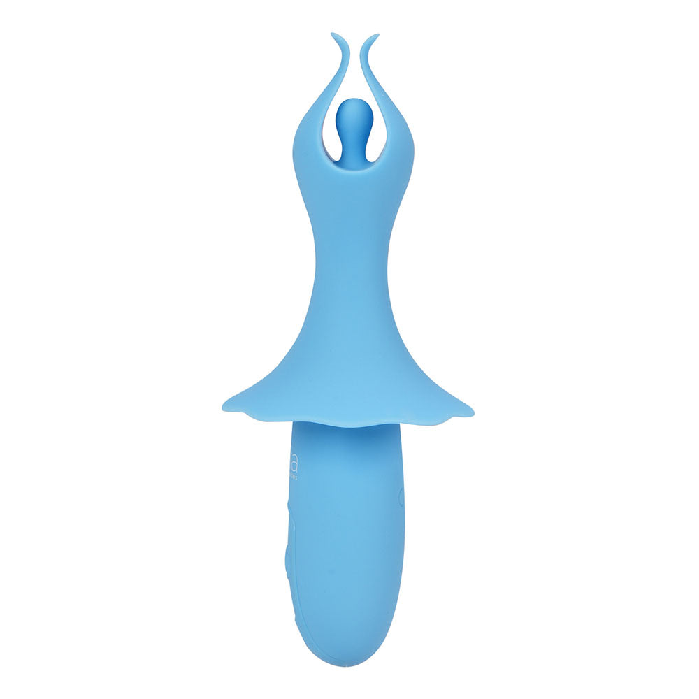 Maia SIENNA -  -  15.2 cm USB Rechargeable Fluttering Bullet in blue, ideal intimate essential for her.