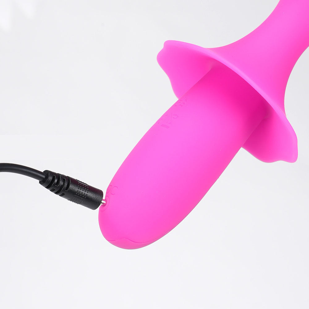 Maia SIENNA -  -  15.2 cm USB Rechargeable Fluttering Bullet charging connector close-up.