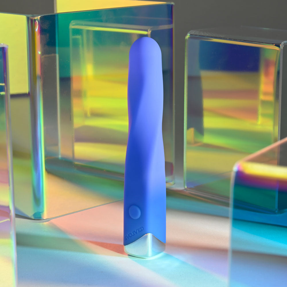Evolved TWISTED TEMPTATION - 12 cm USB Rechargeable Bullet in vibrant blue with a sleek design.