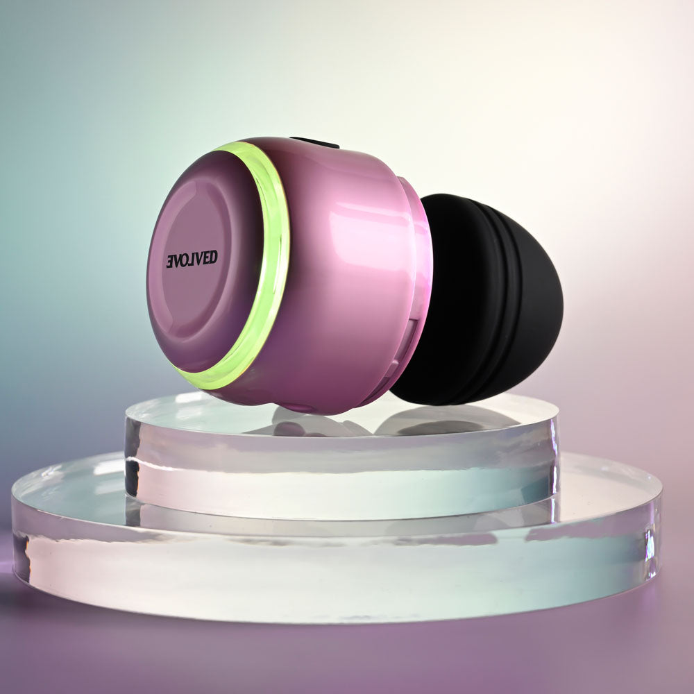 Evolved VACATION VIBES - VIBRATING - /Black 8.5 cm USB Rechargeable Vibrating Stimulator on display.