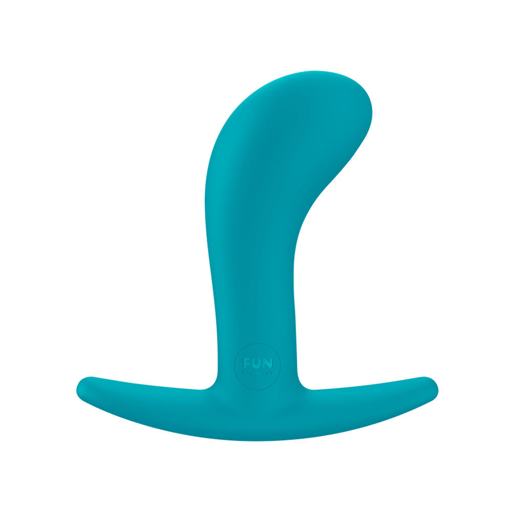 Fun Factory BOOTIE M Aquamarine - Aquamarine 9.4 cm Medium Butt Plug in aqua color, designed for comfort and stimulation.
