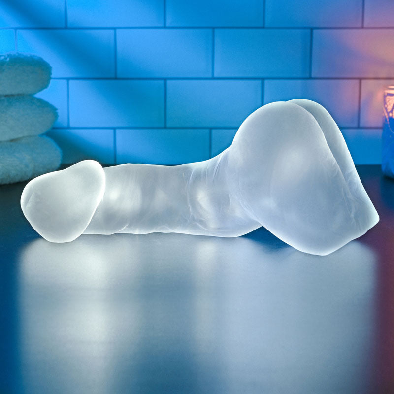 Gender X STROKE & POKE - 20 cm Stroker Dong, a stretchy clear masturbator designed for pleasure and satisfaction.