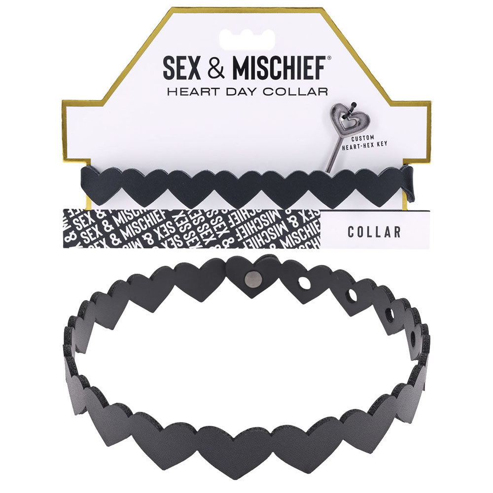 Sex & Mischief Heart Day Collar -  Collar featuring connected hearts in faux leather for a playful and seductive look.