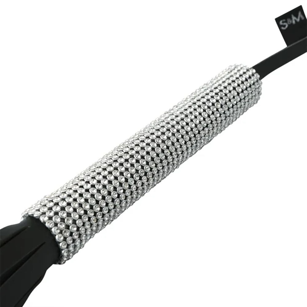 Sex & Mischief Sparkle Flogger - /Sparkle 78 cm Flogger Whip with sparkling handle, perfect for intimate adventures.