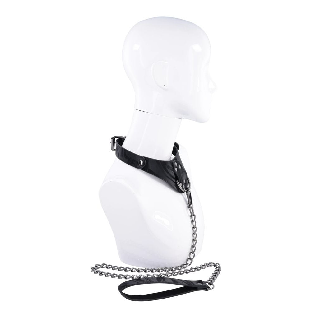 SPORTSHEETS Velvet Noir Collar & Leash -  Restraint & Leash on a mannequin, showcasing elegant design and functionality.