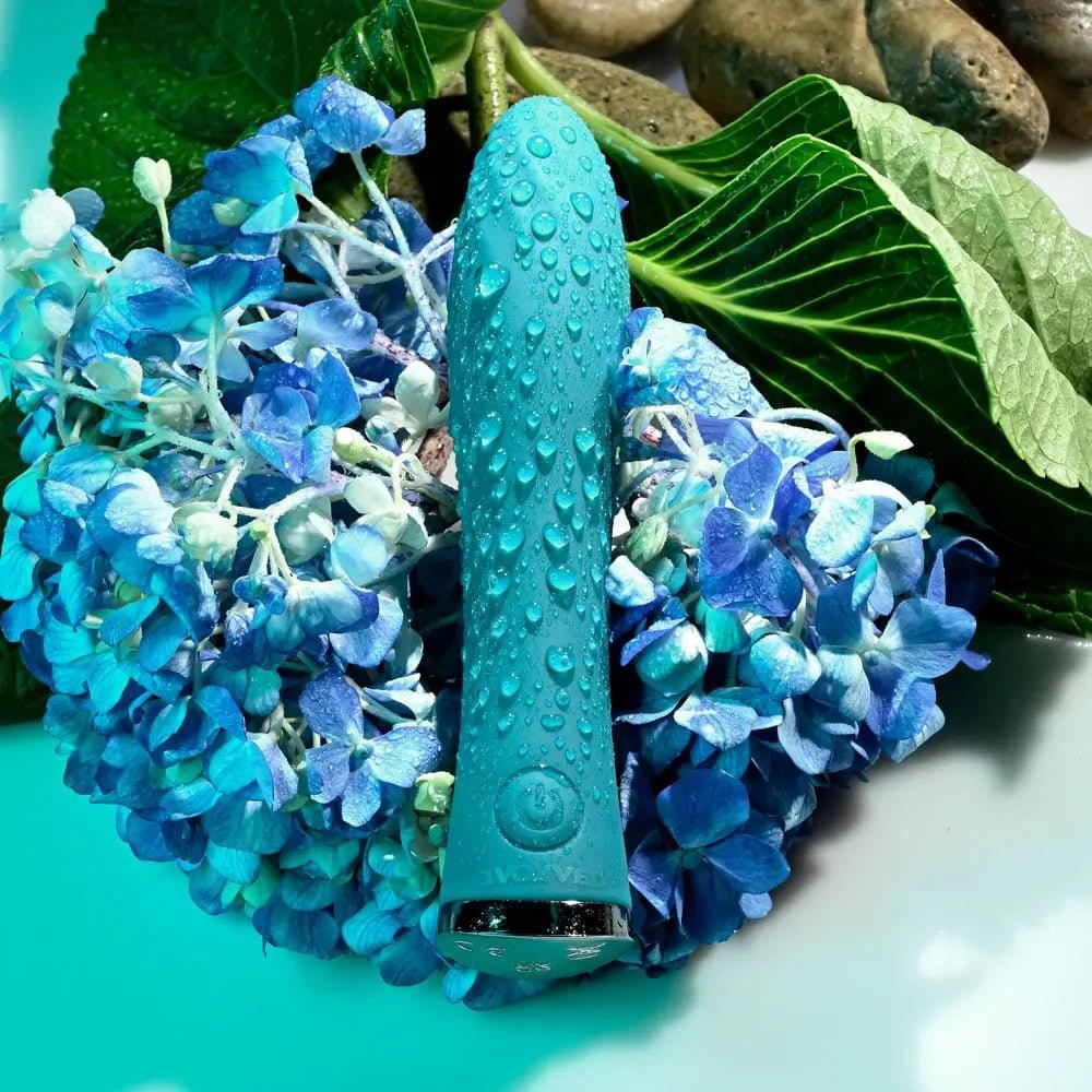 Evolved ULTRA WAVE -  13 cm USB Rechargeable Mini Vibrator Evolved Discreet Intimate Essentials.