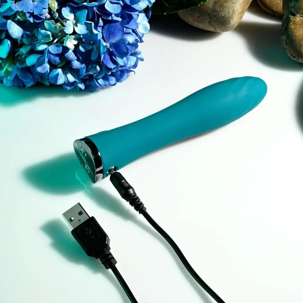 Evolved ULTRA WAVE -  13 cm USB Rechargeable Mini Vibrator Evolved Discreet Intimate Essentials.