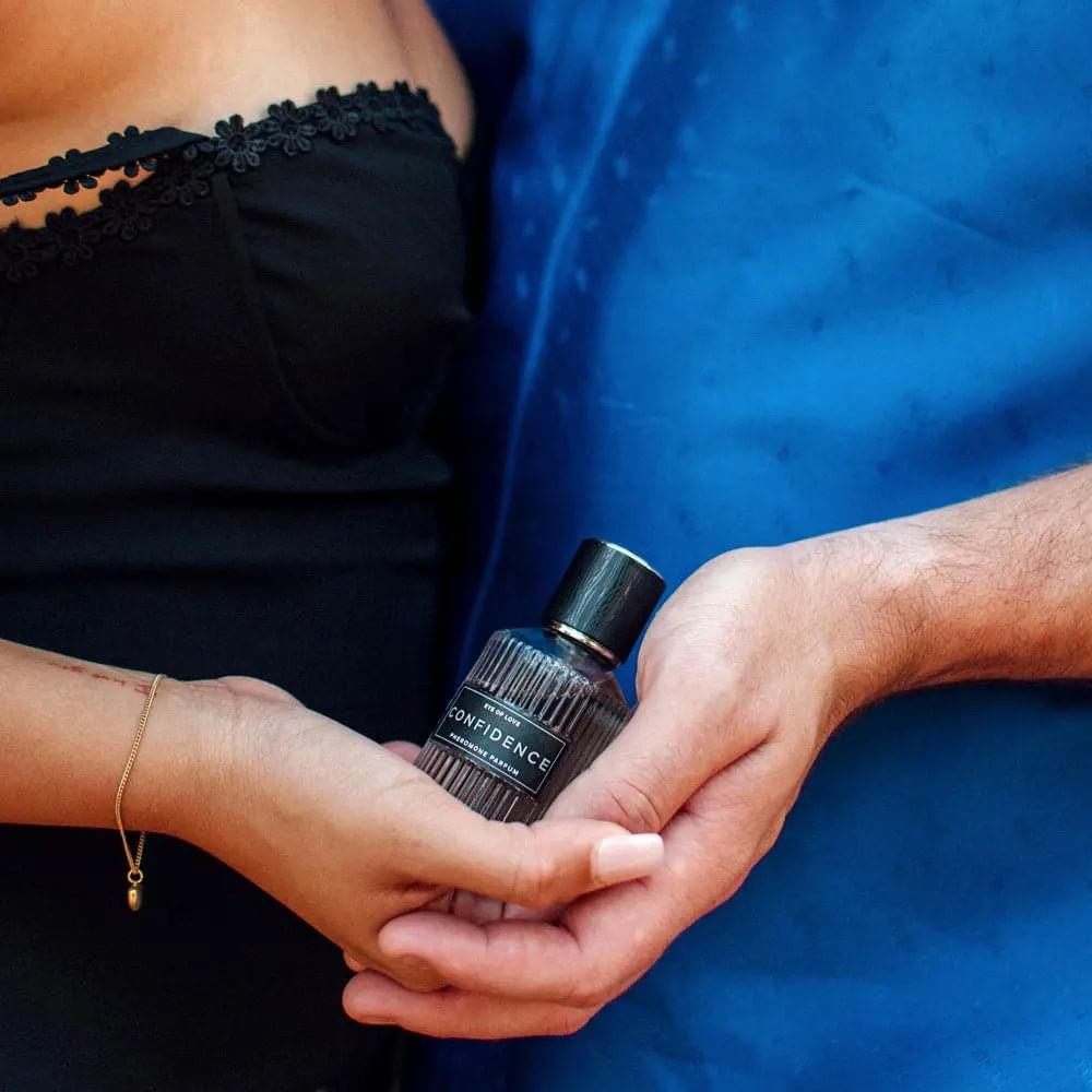 Eye Of Love Confidence Pheromone Cologne - 50 ml - Citrus Musk Scented Pheromone Cologne for Men to attract Women - 50 ml Spray Eye Of Love Discreet Intimate Essentials.