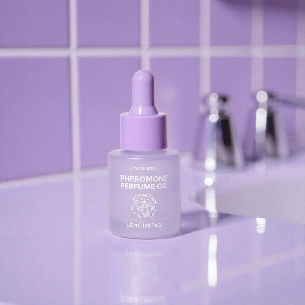 Eye Of Love Love In Bloom Lilac Dream Pheromone Perfume Oil - 20ml - Vanilla Scented Pheromone Perfume Oil for Women to attract Men - 20 ml Dropper Eye Of Love Discreet Intimate Essentials.