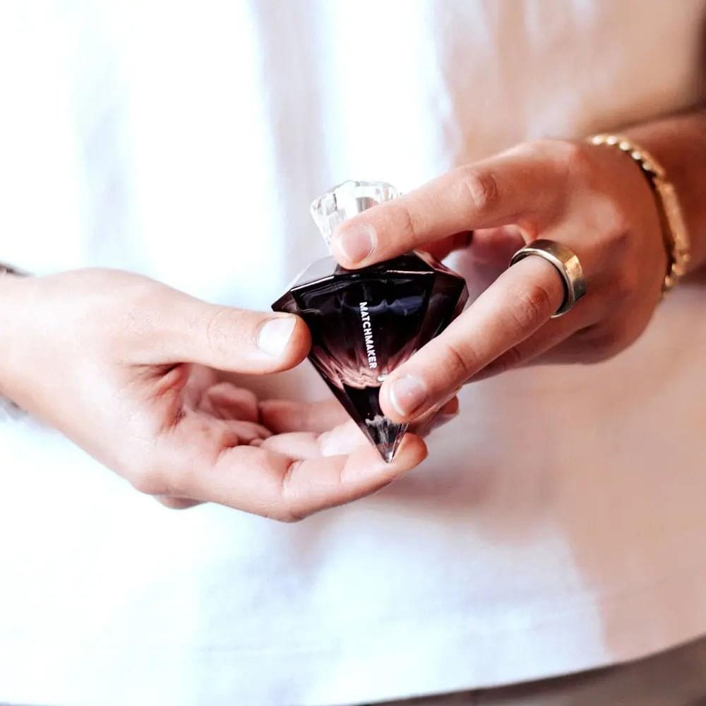 Eye of Love Matchmaker  Diamond LGTBQ - 30 ml - Pheromone Cologne for Men to attract Men - 30 ml Spray Eye Of Love Discreet Intimate Essentials.