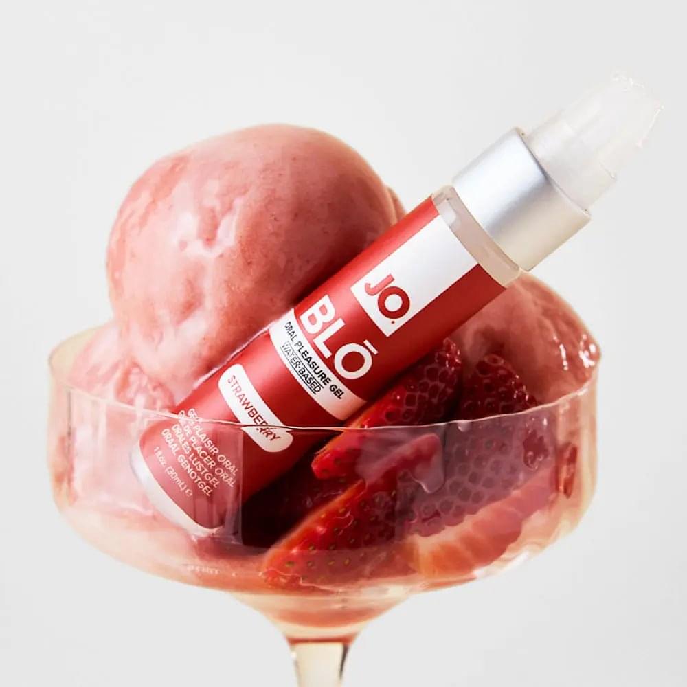 JO Blo Strawberry - Strawberry Flavoured Oral Pleasure Gel - 30 ml Bottle JO Discreet Intimate Essentials.