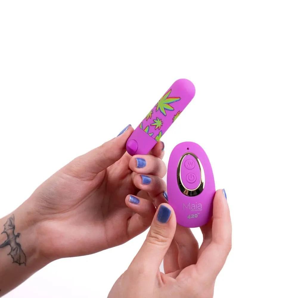 Maia JESSI 420 Remote -  7.6 cm USB Rechargeable Bullet with Wireless Remote Maia Toys Discreet Intimate Essentials.