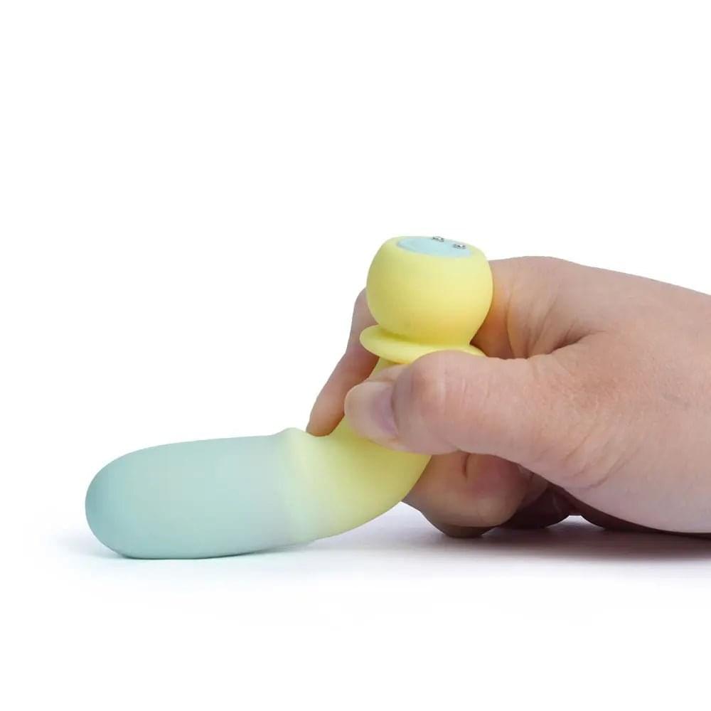 Maia SYMBA -  -  10.8 cm USB Rechargeable Powerful Bullet Maia Toys Discreet Intimate Essentials.