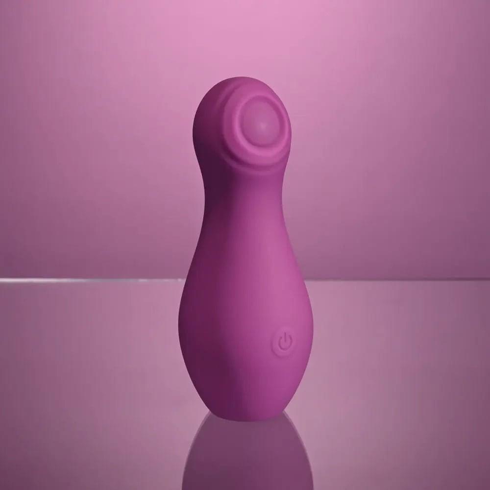 Playboy Pleasure THE JET SET - TAPPING -  10.2 cm Tapping Stimulator with Charging Case Playboy Pleasure Discreet Intimate Essentials.