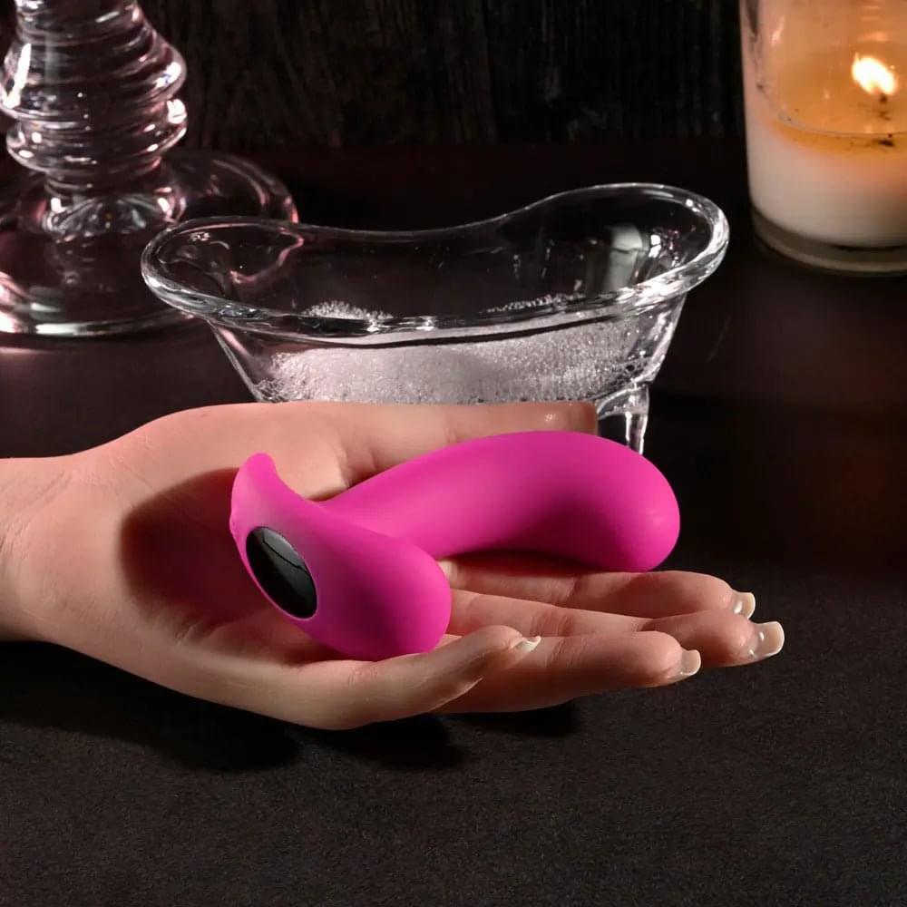 Selopa HOOKING UP -  9.5 cm USB Rechargeable Vibrator with Wireless Remote Selopa Discreet Intimate Essentials.