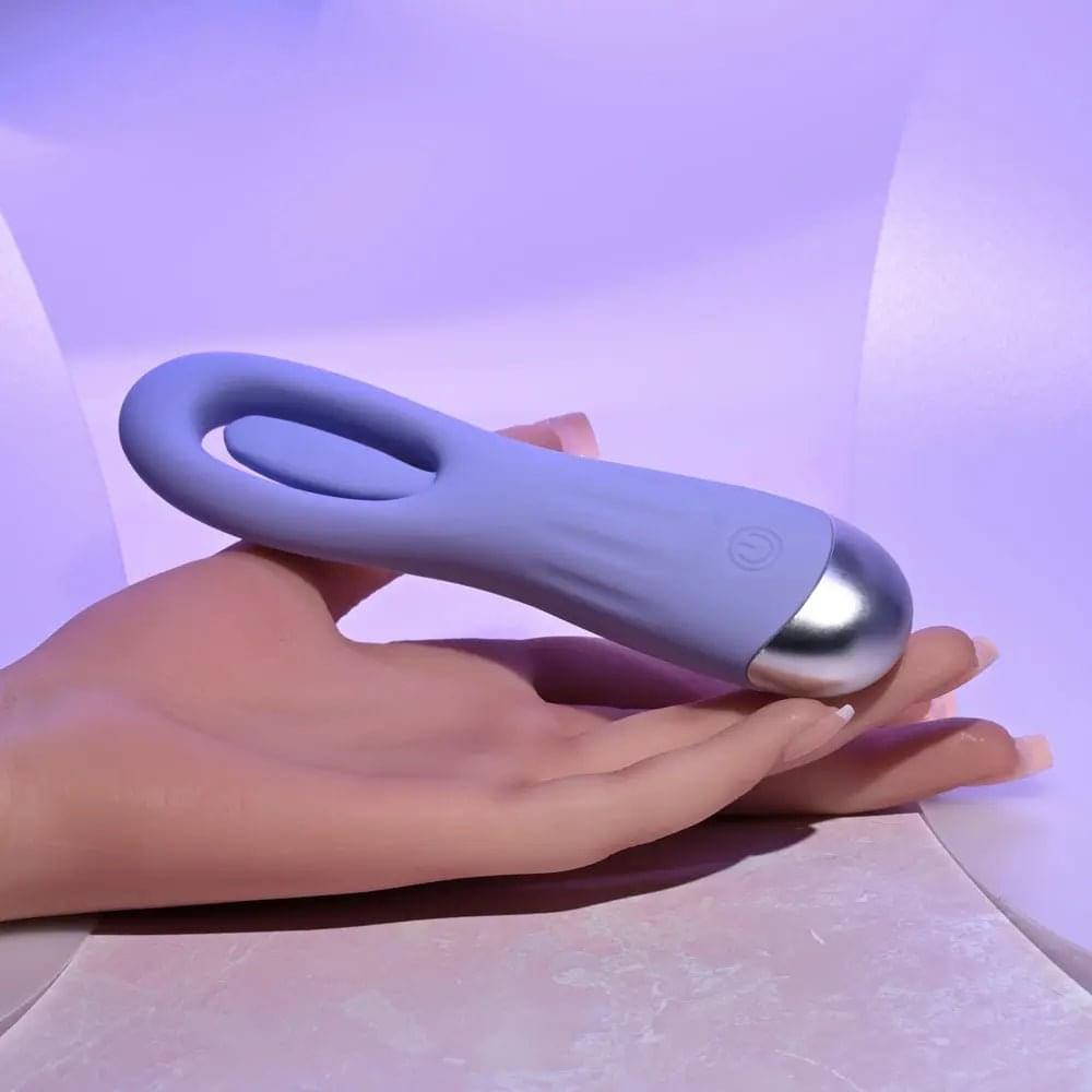 Selopa IN A FLAP -  15 cm USB Rechargeable Flicking Stimulator Selopa Discreet Intimate Essentials.