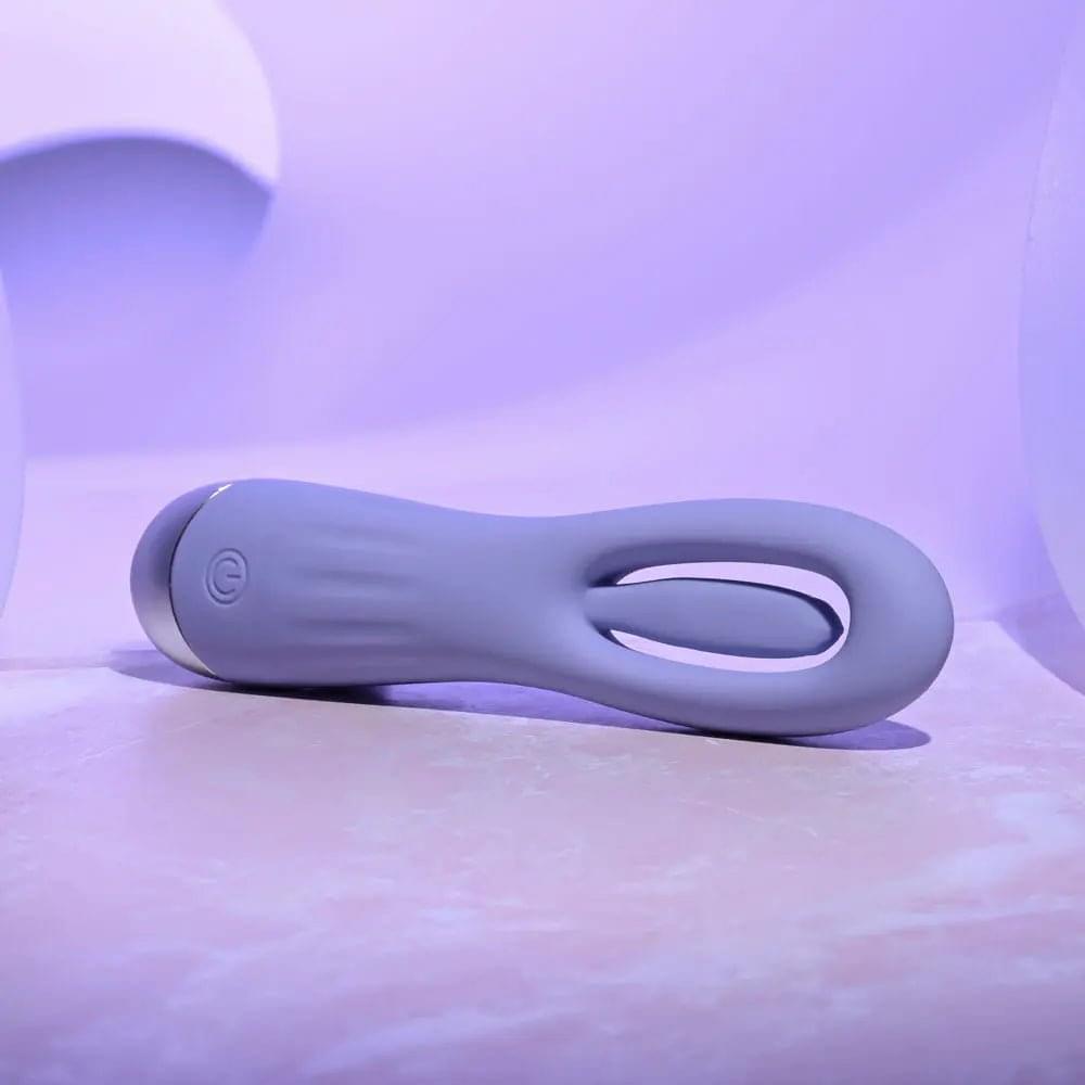 Selopa IN A FLAP -  15 cm USB Rechargeable Flicking Stimulator Selopa Discreet Intimate Essentials.