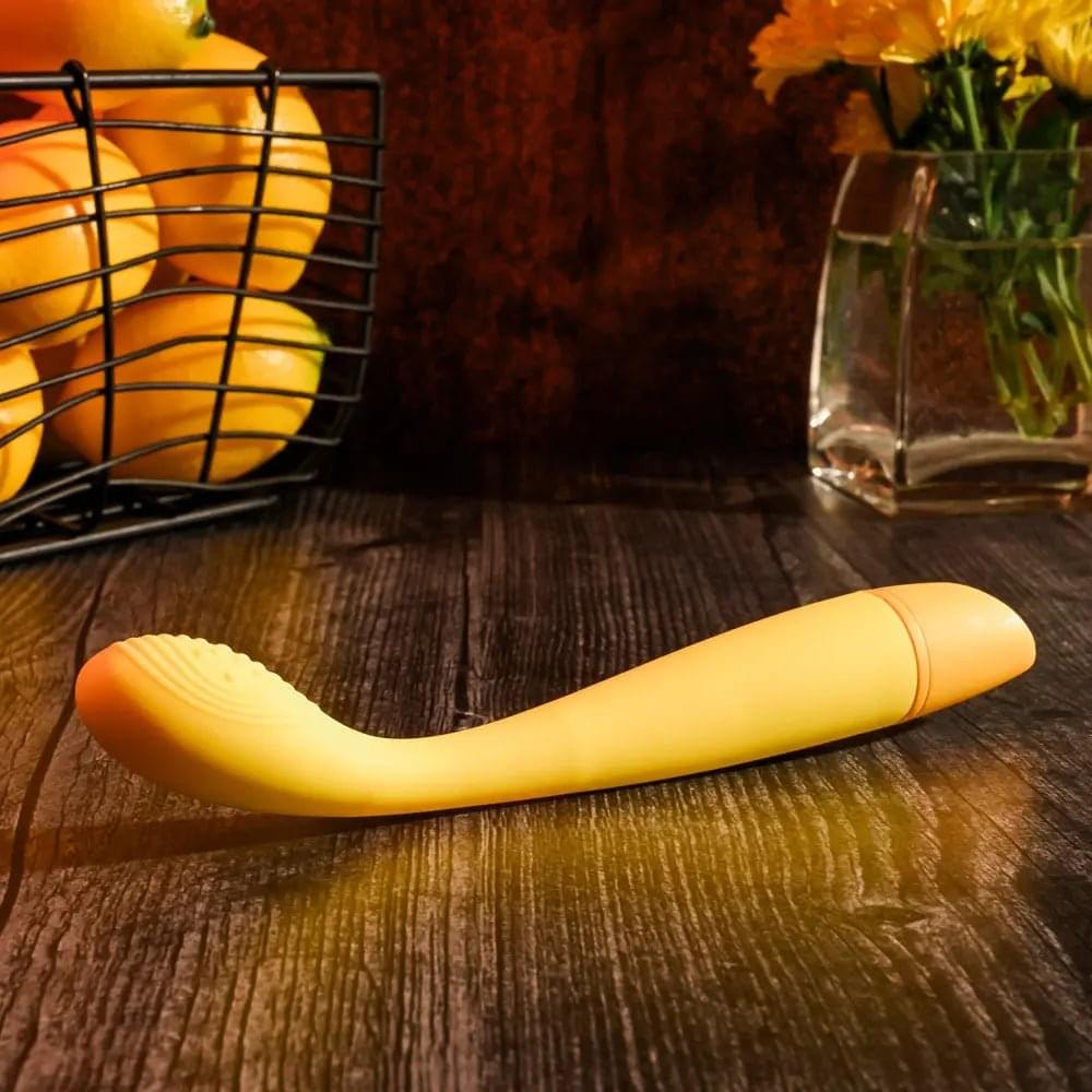 Selopa LEMON SQUEEZE -  18.4 cm USB Rechargeable Vibrator Selopa Discreet Intimate Essentials.