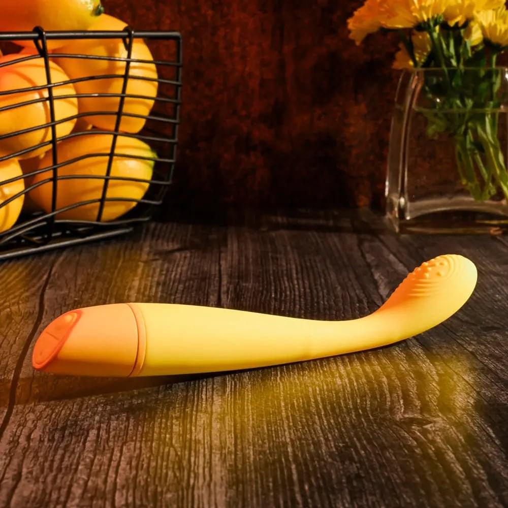 Selopa LEMON SQUEEZE -  18.4 cm USB Rechargeable Vibrator Selopa Discreet Intimate Essentials.