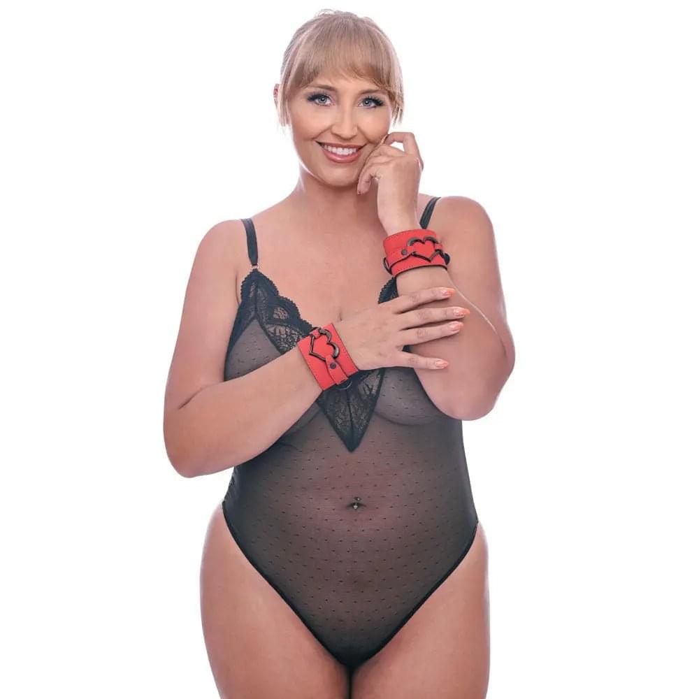 Sex & Mischief Amor Handcuffs -  Restraints Sportsheets Discreet Intimate Essentials.