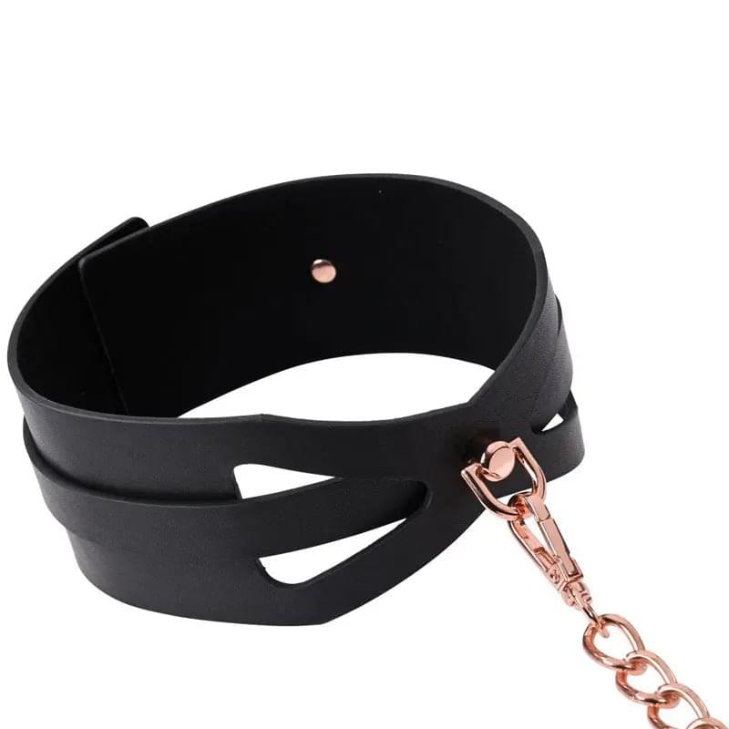 Sex & Mischief Brat Collar & Leash - /Black Restraint Sportsheets Discreet Intimate Essentials.