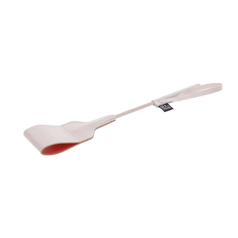 Sex & Mischief Peaches n CreaMe Riding Crop - Peach 30 cm Crop Whip Sportsheets Discreet Intimate Essentials.